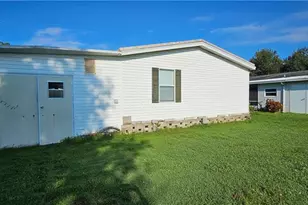 8410 Wagon Wheel Cir, North Fort Myers, FL 33917 - Photo 19