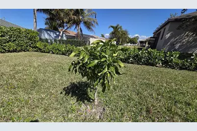 1627 SW 14th St, Cape Coral, FL 33991 - Photo 11