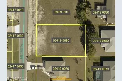 1005 NE 2nd Pl, Cape Coral, FL 33909 - Photo 1