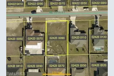 318 NE 10th St, Cape Coral, FL 33909 - Photo 1