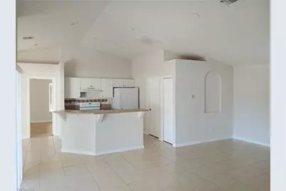1012 SW 35th Ter, Cape Coral, FL 33914 - Photo 9