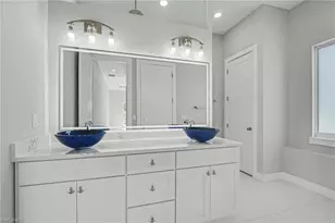 4222 SW 19th Pl, Cape Coral, FL 33914 - Photo 9