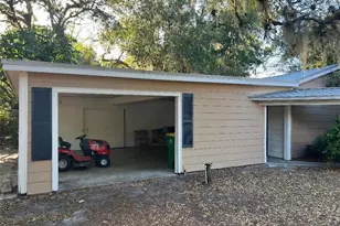 200 Riverview Dr, Labelle, FL 33935 - Photo 5