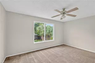 4641 SW Santa Barbara Pl, Cape Coral, FL 33914 - Photo 13