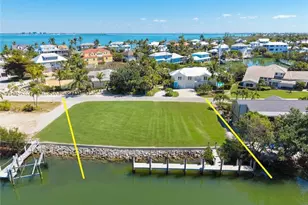 1751 Jewel Box Dr, Sanibel, FL 33957 - Photo 3