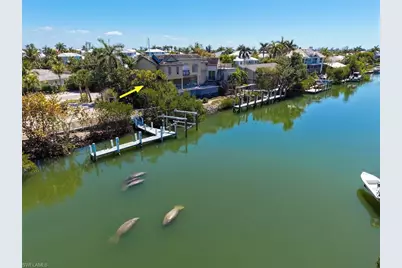 1751 Jewel Box Dr, Sanibel, FL 33957 - Photo 11