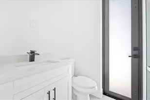 624 Tropicana Parkway W, Cape Coral, FL 33993 - Photo 17