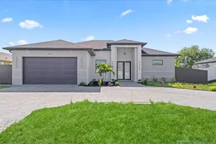 624 Tropicana Parkway W, Cape Coral, FL 33993 - Photo 3