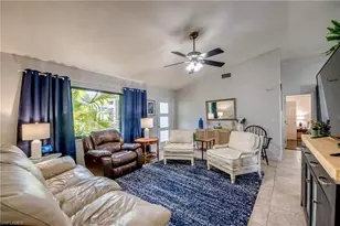 1617 SW 25th Ln, Cape Coral, FL 33914 - Photo 7