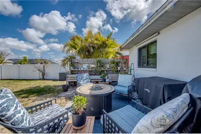 1617 SW 25th Ln, Cape Coral, FL 33914 - Photo 21