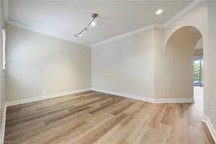 5550 Berkshire Dr, Fort Myers, FL 33912 - Photo 5