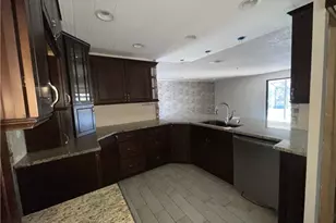 16264 Shadow Pine Rd, North Fort Myers, FL 33917 - Photo 7