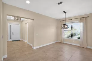 8260 Venetian Pointe Dr, Fort Myers, FL 33908 - Photo 13