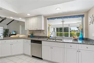 3878 SE 7th Pl, Cape Coral, FL 33904 - Photo 11