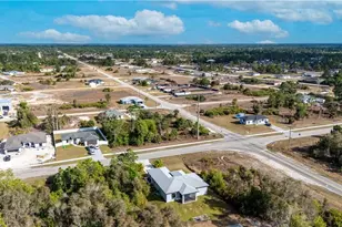 816 Bell Blvd S, Lehigh Acres, FL 33974 - Photo 31