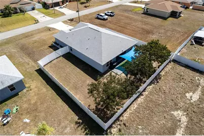 3306 NE 8th Pl, Cape Coral, FL 33909 - Photo 29