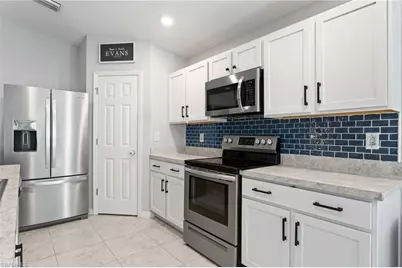 3306 NE 8th Pl, Cape Coral, FL 33909 - Photo 5