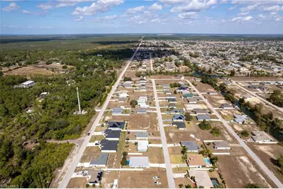 3306 NE 8th Pl, Cape Coral, FL 33909 - Photo 33