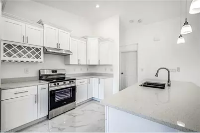 3018 11th St SW, Lehigh Acres, FL 33971 - Photo 9