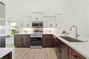 12881 Kelly Bay Ct, Fort Myers, FL 33908 - Photo 7