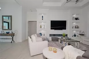 2203 SW 52nd St, Cape Coral, FL 33914 - Photo 5