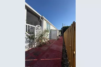 1595 Main St, Fort Myers Beach, FL 33931 - Photo 25