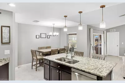 101 NW 25th Ter, Cape Coral, FL 33993 - Photo 17