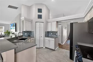 2506 SW 38th St, Cape Coral, FL 33914 - Photo 13