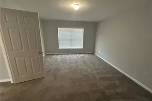 3921 NE 15th Pl, Cape Coral, FL 33909 - Photo 7