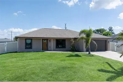1421 NE 9th Ave, Cape Coral, FL 33909 - Photo 1