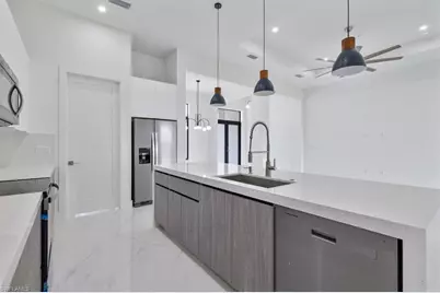 2903 NW 6th Ter, Cape Coral, FL 33993 - Photo 15