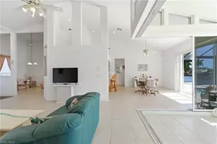 3406 SW 7th Ln, Cape Coral, FL 33991 - Photo 13