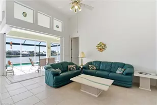 3406 SW 7th Ln, Cape Coral, FL 33991 - Photo 11