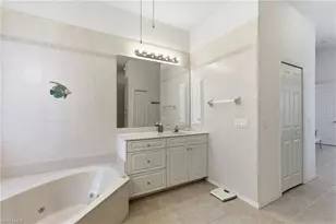 3406 SW 7th Ln, Cape Coral, FL 33991 - Photo 25