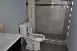 2825 E Cypress Ave, Fort Myers, FL 33905 - Photo 9