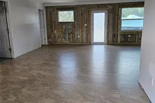 2825 E Cypress Ave, Fort Myers, FL 33905 - Photo 3