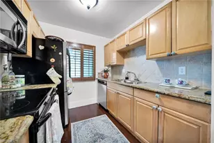 6184 Michelle Way, Fort Myers, FL 33919 - Photo 11