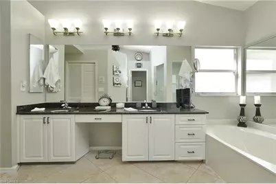 9110 Old Hickory Cir, Fort Myers, FL 33912 - Photo 23