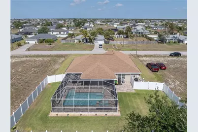 2801 NW 2nd Pl, Cape Coral, FL 33993 - Photo 31