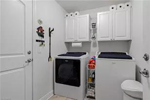 2801 NW 2nd Pl, Cape Coral, FL 33993 - Photo 23