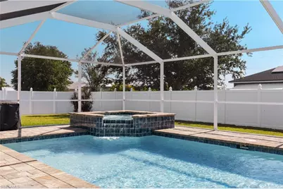 2801 NW 2nd Pl, Cape Coral, FL 33993 - Photo 27