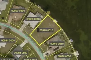 1701 SE 5th Ct, Cape Coral, FL 33990 - Photo 5