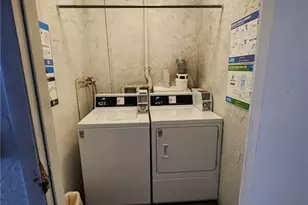 4906 Victoria Dr, Cape Coral, FL 33904 - Photo 15