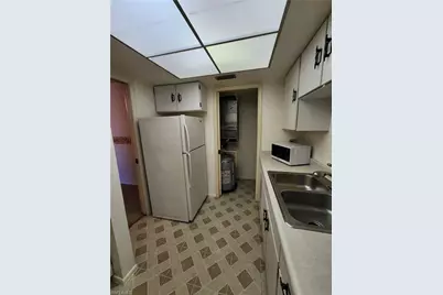 4906 Victoria Dr #404, Cape Coral, FL 33904 - Photo 3