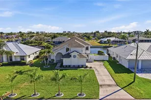 1722 SW 45th St, Cape Coral, FL 33914 - Photo 5
