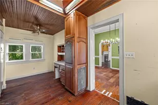 12430 McGregor Blvd, Fort Myers, FL 33919 - Photo 15