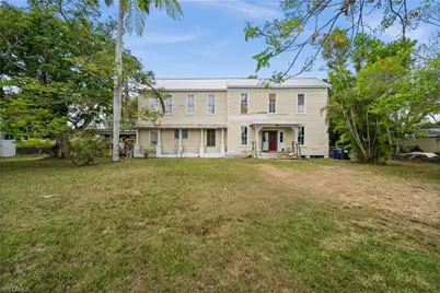 12430 McGregor Blvd, Fort Myers, FL 33919 - Photo 3
