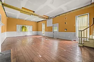 12430 McGregor Blvd, Fort Myers, FL 33919 - Photo 7