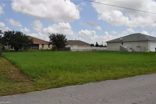3904 9th St W, Lehigh Acres, FL 33971 - Photo 5