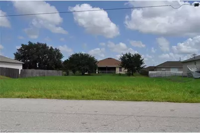 3904 9th St W, Lehigh Acres, FL 33971 - Photo 7